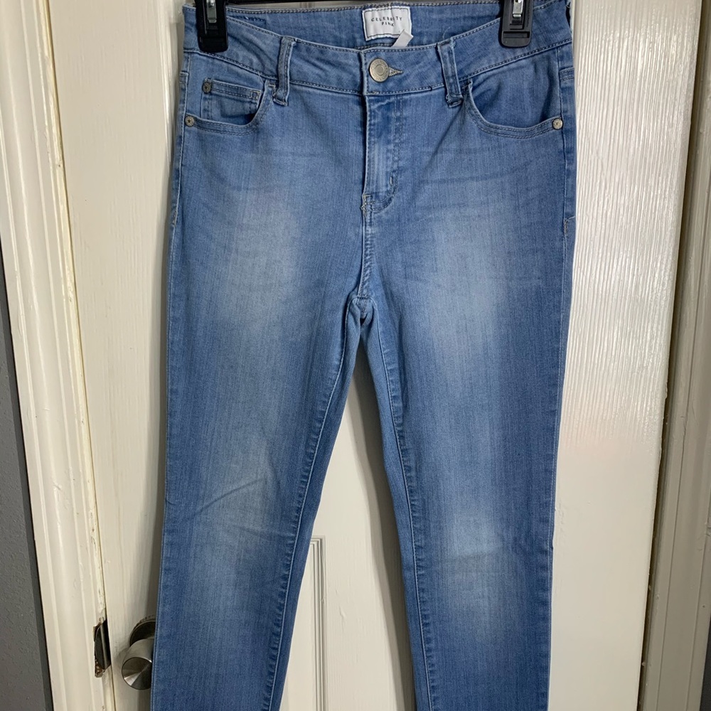 Celebrity pink skinny jeans